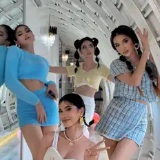 聆聽 The Sara Sisters、觀看音樂影片、閱讀小傳、查看巡演日期等！