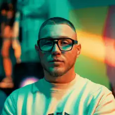 Listen to Kubańczyk, watch music videos, read bio, see tour dates & more!