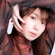 聆聽 WADA MIDUHO、觀看音樂影片、閱讀小傳、查看巡演日期等！
