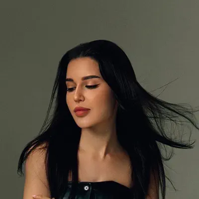 Listen to Юлана, watch music videos, read bio, see tour dates & more!