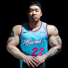 Ouça Max Kim, assista a videoclipes, leia a biografia, veja as datas das turnês e mais!