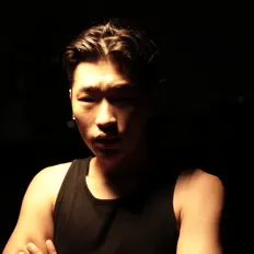 收听 YS Block、观看音乐视频、阅读小传、查看巡演日期等 ！