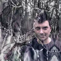 Ascolta undefined, guarda video musicali, leggi la biografia, vedi le date del tour & altro!