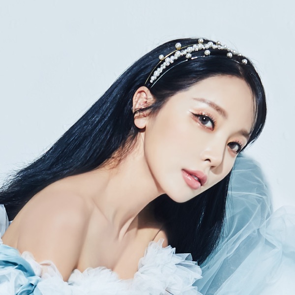 HONG JIN YOUNG's avatar
