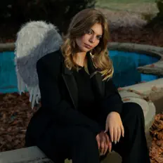 Luister naar Kart, bekijk muziekvideo's, lees de bio, bekijk de tourdata, en meer!