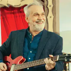 David Lebon dinle, müzik videolarını izle, biyografisini oku, tur tarihlerini ve daha fazlasını gör!