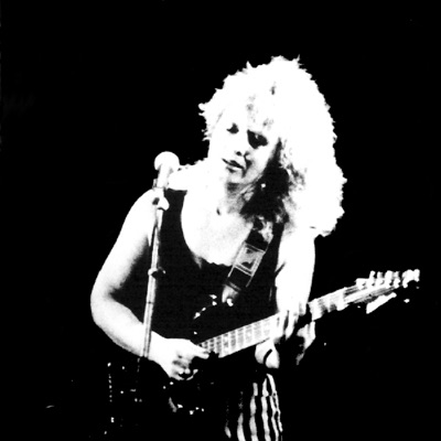 Listen to Mama Béa, watch music videos, read bio, see tour dates & more!