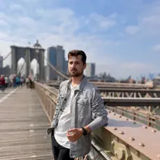 Posłuchaj wykonawcy MRJ, obejrzyj teledyski, przeczytaj biografię, zobacz daty tras koncertowych i nie tylko!