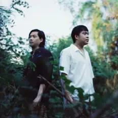 Dengarkan NO KNOW, tonton video musik, baca bio, lihat tanggal tur & lainnya!