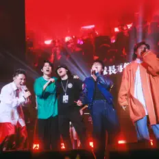 Dengarkan JFFT, tonton video musik, baca bio, lihat tanggal tur & lainnya!