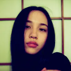 Luister naar NINA, bekijk muziekvideo's, lees de bio, bekijk de tourdata, en meer!