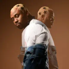 Sizwe Alakineを聴いたり、ミュージックビデオを鑑賞したり、経歴やツアー日程などを確認したりしましょう！