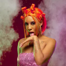 Hör dir O'roskop an, schau dir Musikvideos an, lies die Biografie, finde Tourdaten und mehr!