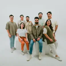 Dengarkan Visión Juvenil, tonton video musik, baca bio, lihat tanggal tur & lainnya!