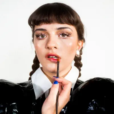 Listen to gala dragot, watch music videos, read bio, see tour dates & more!