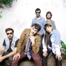 Dengarkan Los Prendidos Fuego, tonton video musik, baca bio, lihat tanggal tur & lainnya!