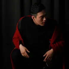 Luister naar Purple, bekijk muziekvideo's, lees de bio, bekijk de tourdata, en meer!