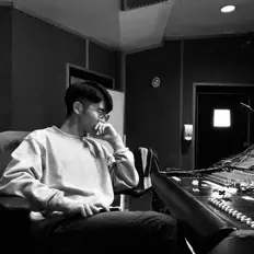 Luister naar Hail Lim, bekijk muziekvideo's, lees de bio, bekijk de tourdata, en meer!