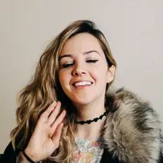 RANGER을(를) 듣고, 뮤직 비디오를 보고, 약력을 읽고, 투어 일정 등을 확인하세요!