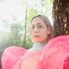 Listen to UCARY & THE VALENTINE, watch music videos, read bio, see tour dates & more!