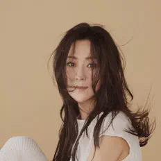 Listen to 洪如, watch music videos, read bio, see tour dates & more!