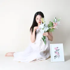 지엔을(를) 듣고, 뮤직 비디오를 보고, 약력을 읽고, 투어 일정 등을 확인하세요!