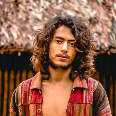Listen to Jaffar Bambirra, watch music videos, read bio, see tour dates & more!