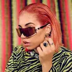 Listen to Serine Karthage, watch music videos, read bio, see tour dates & more!