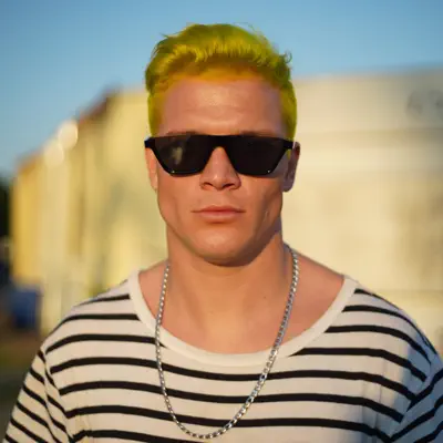 Listen to D4vid Lee, watch music videos, read bio, see tour dates & more!
