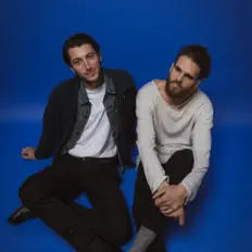 Escucha a Wolf and Willow, mira videos musicales, lee su biografía, consulta las fechas de las gira y más.
