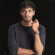 Poslechněte si interpreta Surya Prasadh R, sledujte hudební videa, přečtěte si životopis, podívejte se na data turné a další informace.