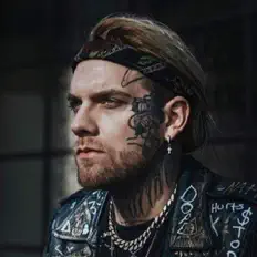 Ouve LUME NATTI, vê vídeos de música, lê a biografia, vê as datas da digressão e muito mais!