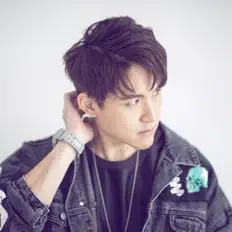 Listen to Nat Wu, watch music videos, read bio, see tour dates & more!