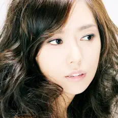 Poslechněte si interpreta bora, sledujte hudební videa, přečtěte si životopis, podívejte se na data turné a další informace.