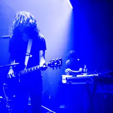 Écoutez Kinematik, regardez des vidéoclips, lisez la biographie, consultez les dates de tournée et plus encore !