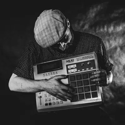 Listen to Hubert Tas, watch music videos, read bio, see tour dates & more!