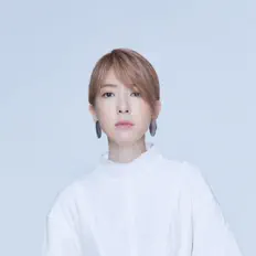 Escucha a 路嘉欣, mira videos musicales, lee su biografía, consulta las fechas de las gira y más.