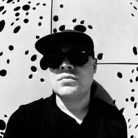 undefined सुनें, म्यूज़िक वीडियो देखें, बायो पढ़ें, दौरे की तारीखें और बहुत कुछ देखें!