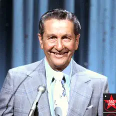 Lawrence Welk सुनें, म्यूज़िक वीडियो देखें, बायो पढ़ें, दौरे की तारीखें और बहुत कुछ देखें!
