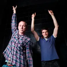 Escucha a Триада, mira videos musicales, lee su biografía, consulta las fechas de las gira y más.