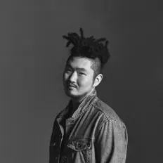 聆聽 TK、觀看音樂影片、閱讀小傳、查看巡演日期等！