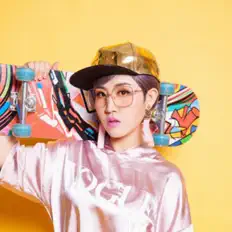 Listen to Zhang Yi, watch music videos, read bio, see tour dates & more!