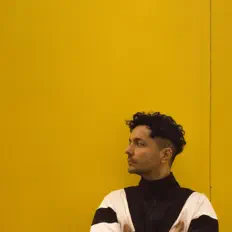 Turan Sarıbay सुनें, म्यूज़िक वीडियो देखें, बायो पढ़ें, दौरे की तारीखें और बहुत कुछ देखें!