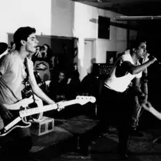 Dengarkan Artificial Peace, tonton video musik, baca bio, lihat tanggal tur & lainnya!