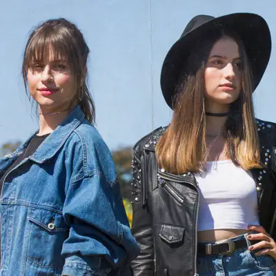 Listen to Júlia & Rafaela, watch music videos, read bio, see tour dates & more!