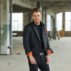 Listen to Piotr Kupicha, watch music videos, read bio, see tour dates & more!