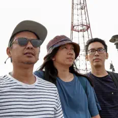 Listen to Efek Rumah Kaca, watch music videos, read bio, see tour dates & more!