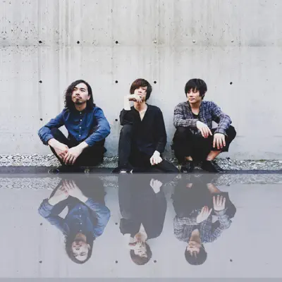 Listen to Giraffepot, watch music videos, read bio, see tour dates & more!