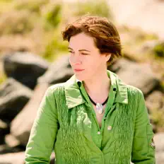 Dengarkan Eleanor McEvoy, tonton video musik, baca bio, lihat tanggal tur & lainnya!