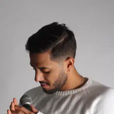 Ido Vana सुनें, म्यूज़िक वीडियो देखें, बायो पढ़ें, दौरे की तारीखें और बहुत कुछ देखें!